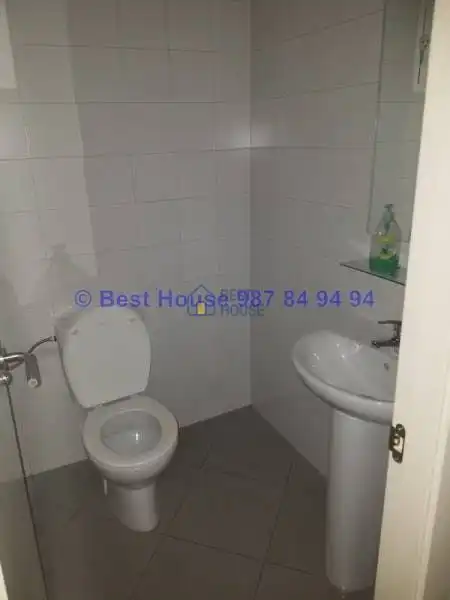 Baño de Oficina en venta en León Capital  con Calefacción