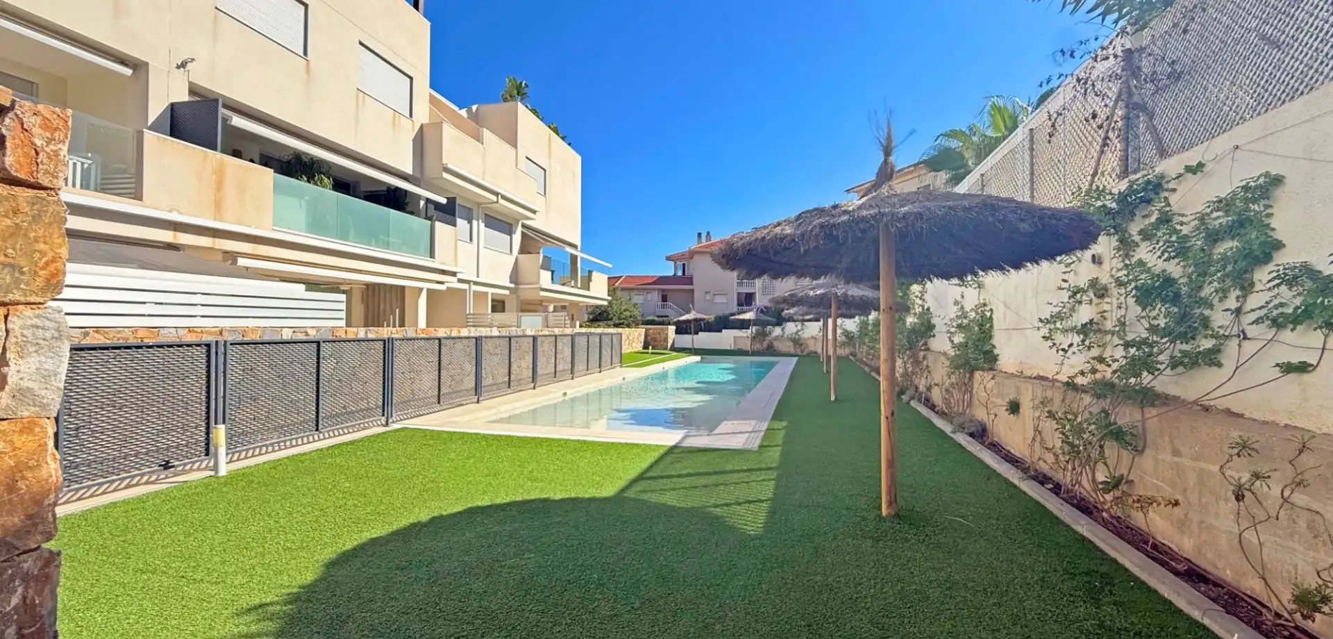 Piscina de Pis en venda en Cartagena amb Aire condicionat, Piscina i Moblat