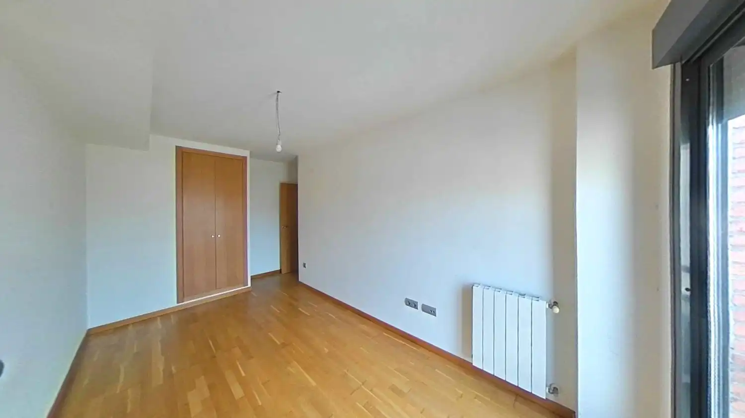 Habitación de Piso en venta en Castellón de la Plana / Castelló de la Plana con Aire acondicionado, Calefacción y Parquet