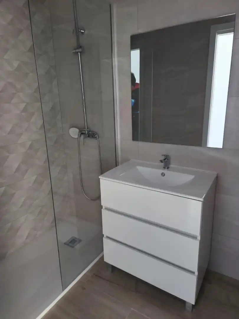 Bathroom of Study for sale in Málaga  with Alarm