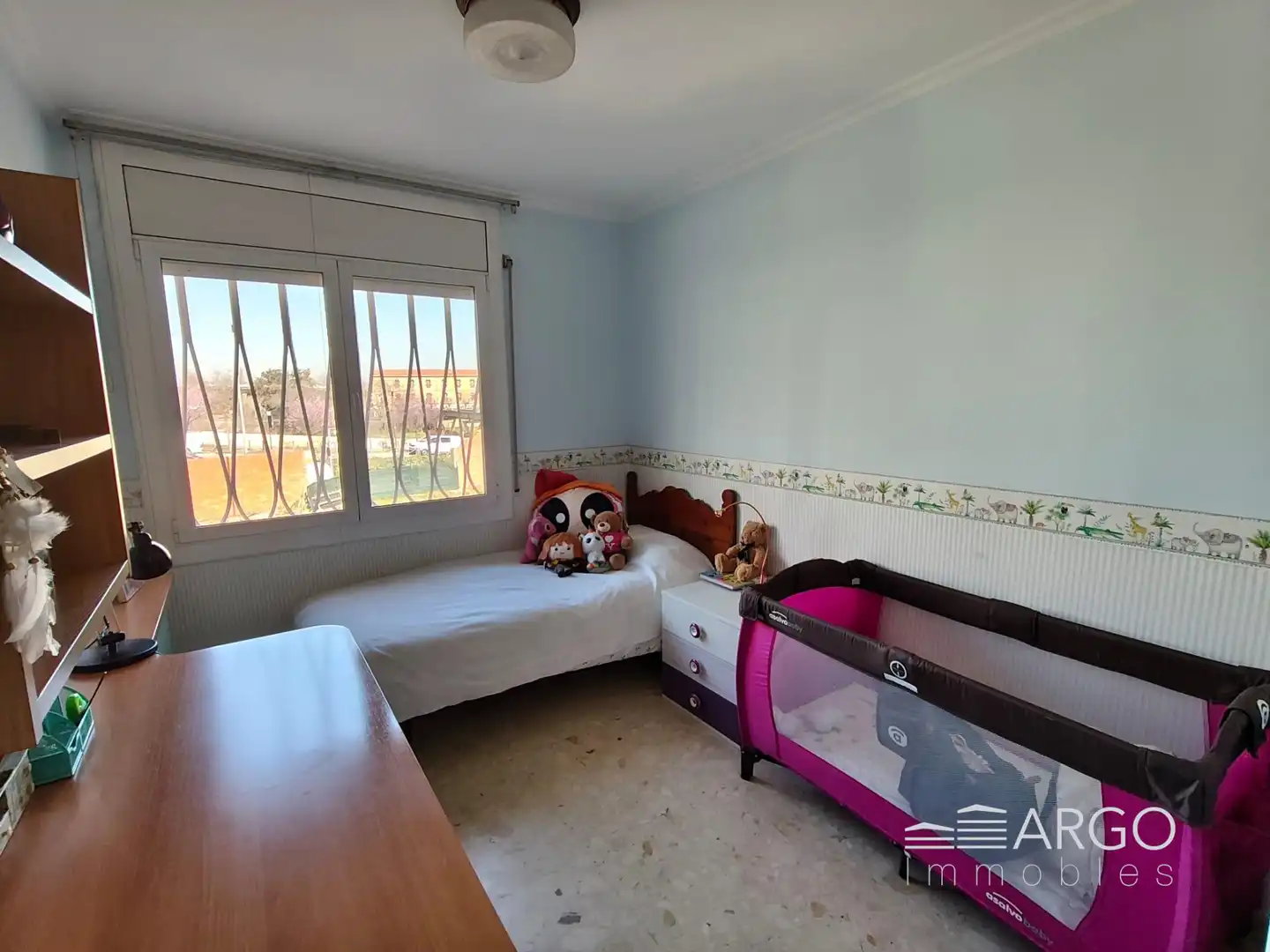 Dormitori de Casa o xalet en venda en Montcada i Reixac amb Aire condicionat i Jardí privat
