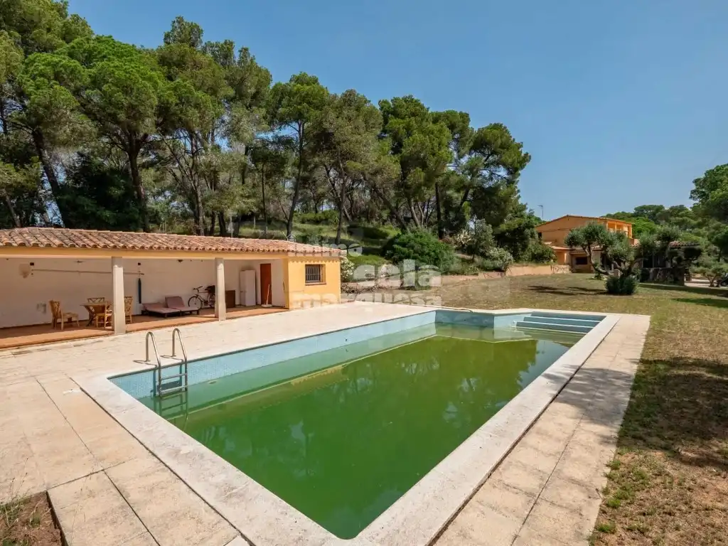 Piscina de Casa o chalet en venta en Palamós