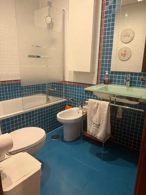 Baño de Piso de alquiler en Posadas con Aire acondicionado, Terraza y Trastero