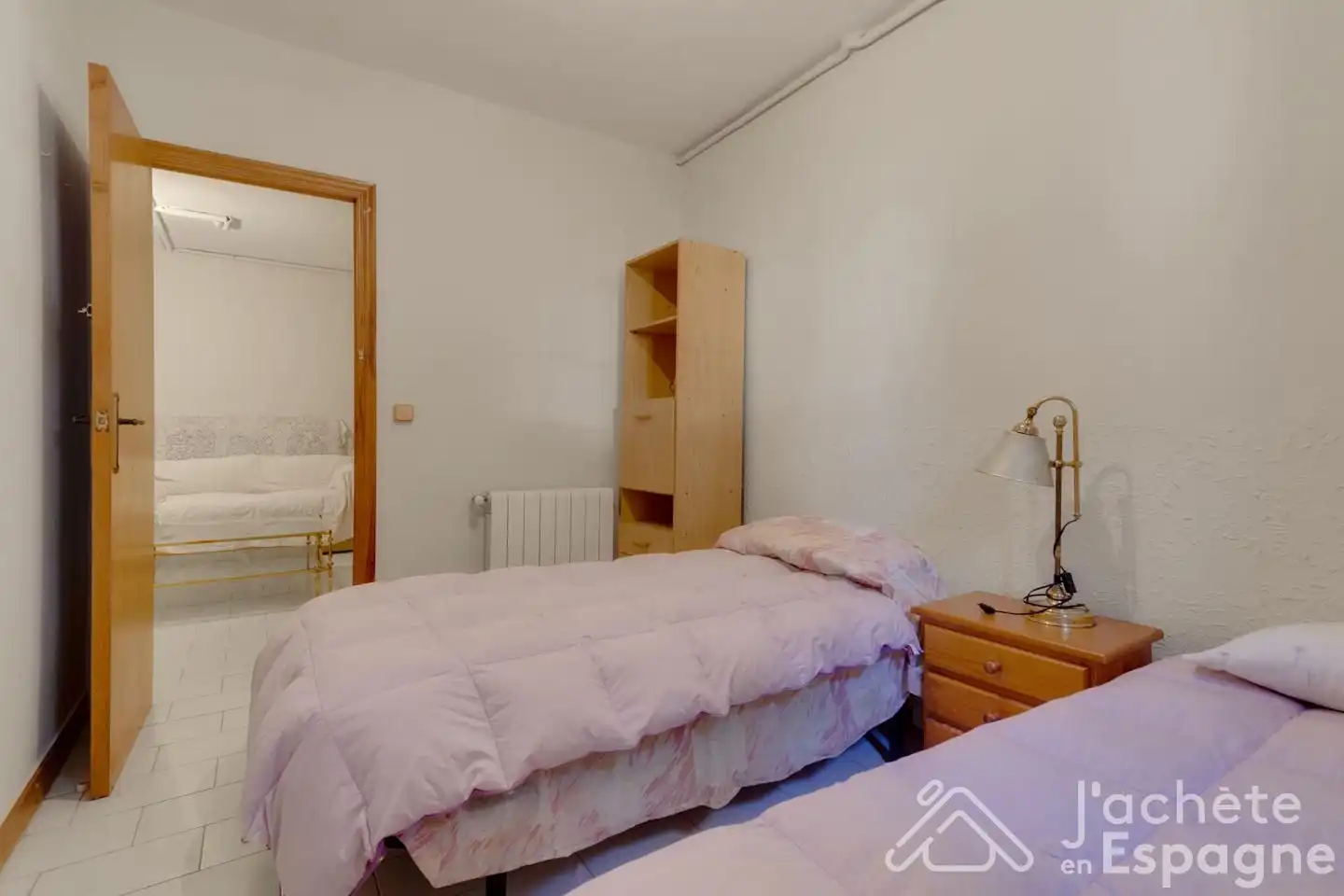 Dormitori de Casa adosada en venda en Paterna amb Aire condicionat, Calefacció i Terrassa