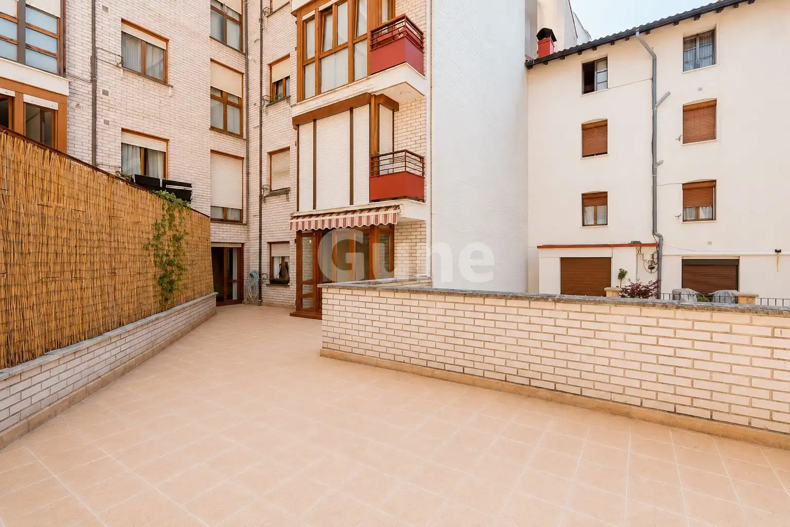 Vista exterior de Piso en venta en Zumarraga con Calefacción y Terraza