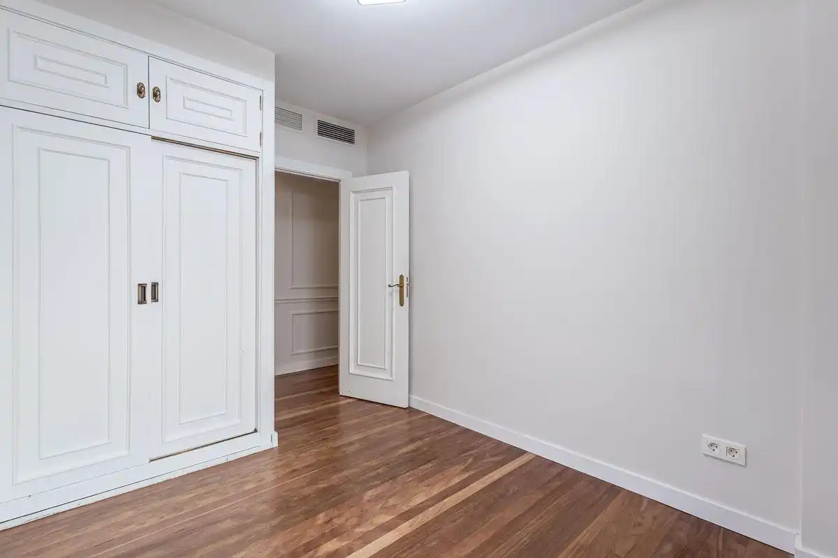 Flat for rent in Granada  with Air Conditioner, Heating and Terrace