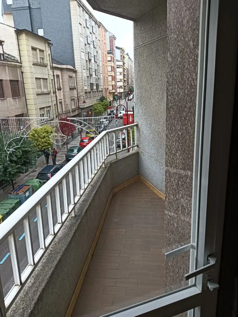 Terraza de Piso en venta en O Barco de Valdeorras   con Calefacción, Trastero y Horno