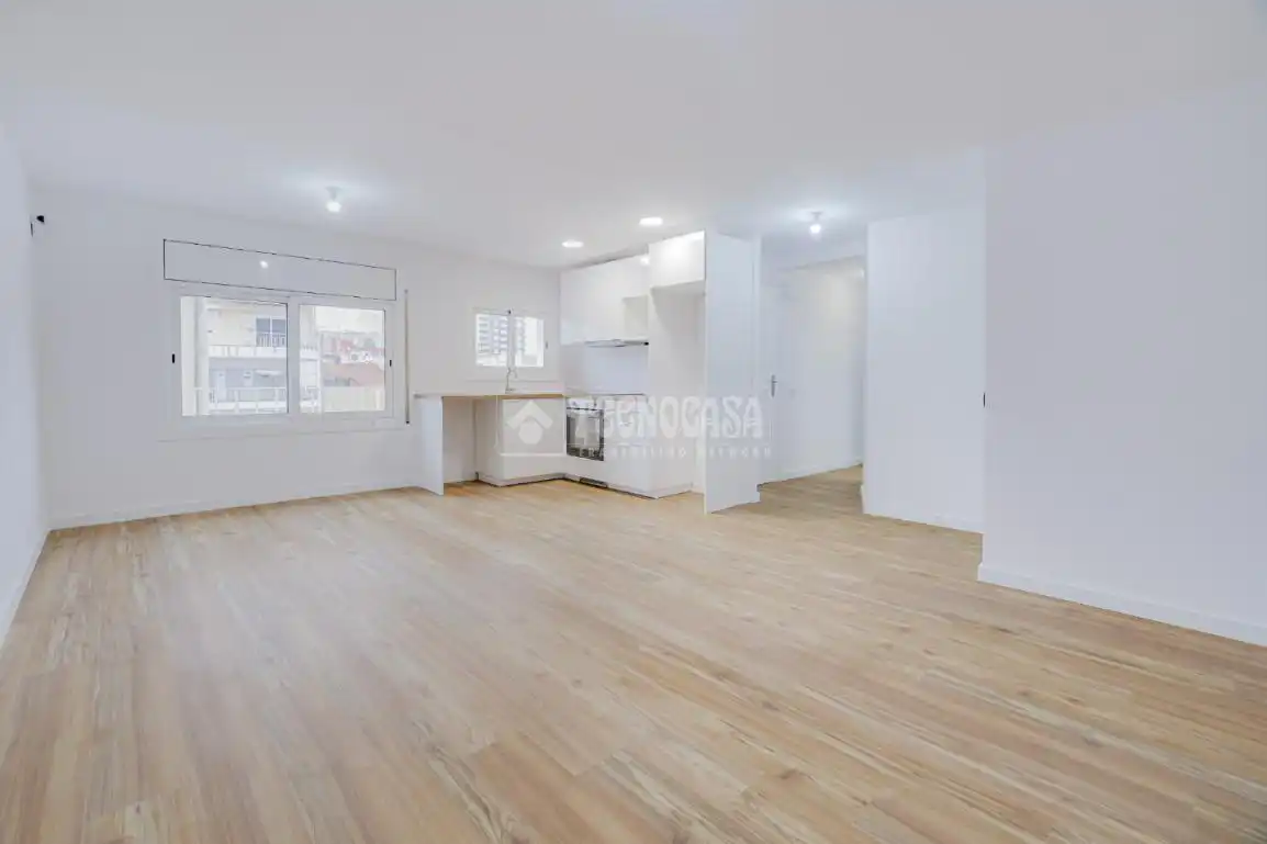 Habitación de Piso en venta en Terrassa con Balcón
