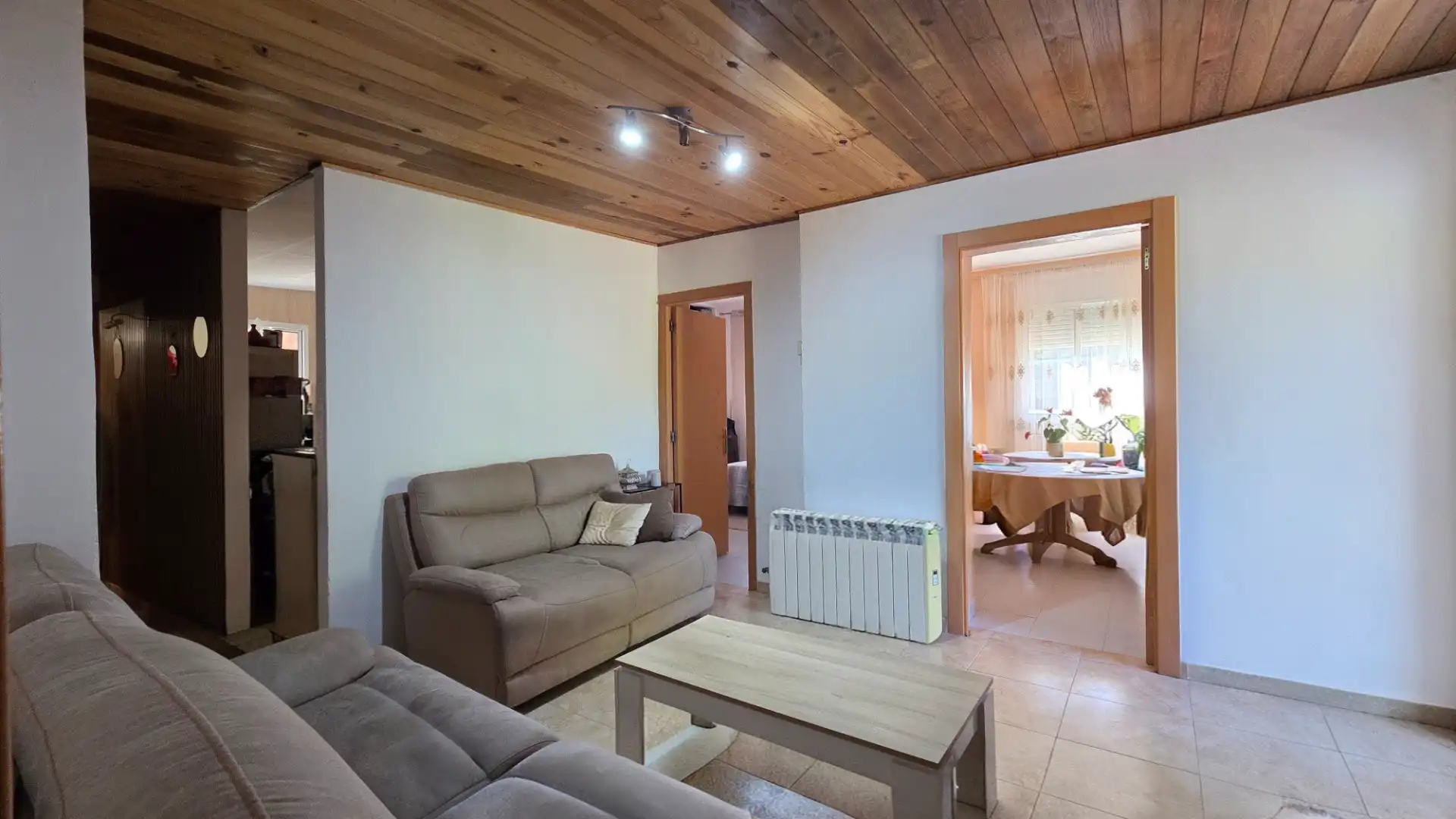 Sala d'estar de Casa o xalet en venda en Llagostera amb Jardí privat i Piscina