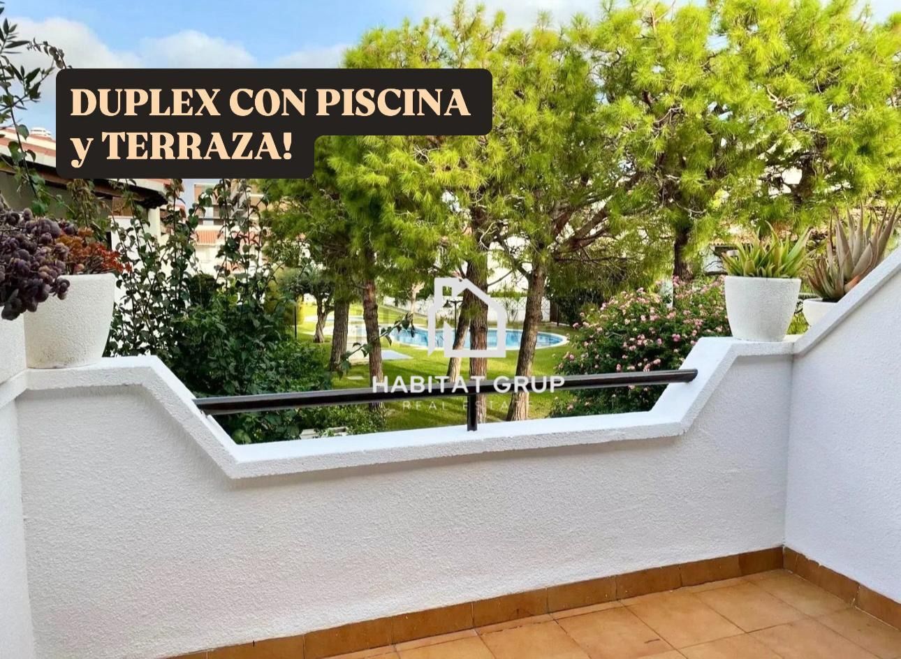 Jardí de Dúplex en venda en Calafell amb Terrassa i Piscina comunitària
