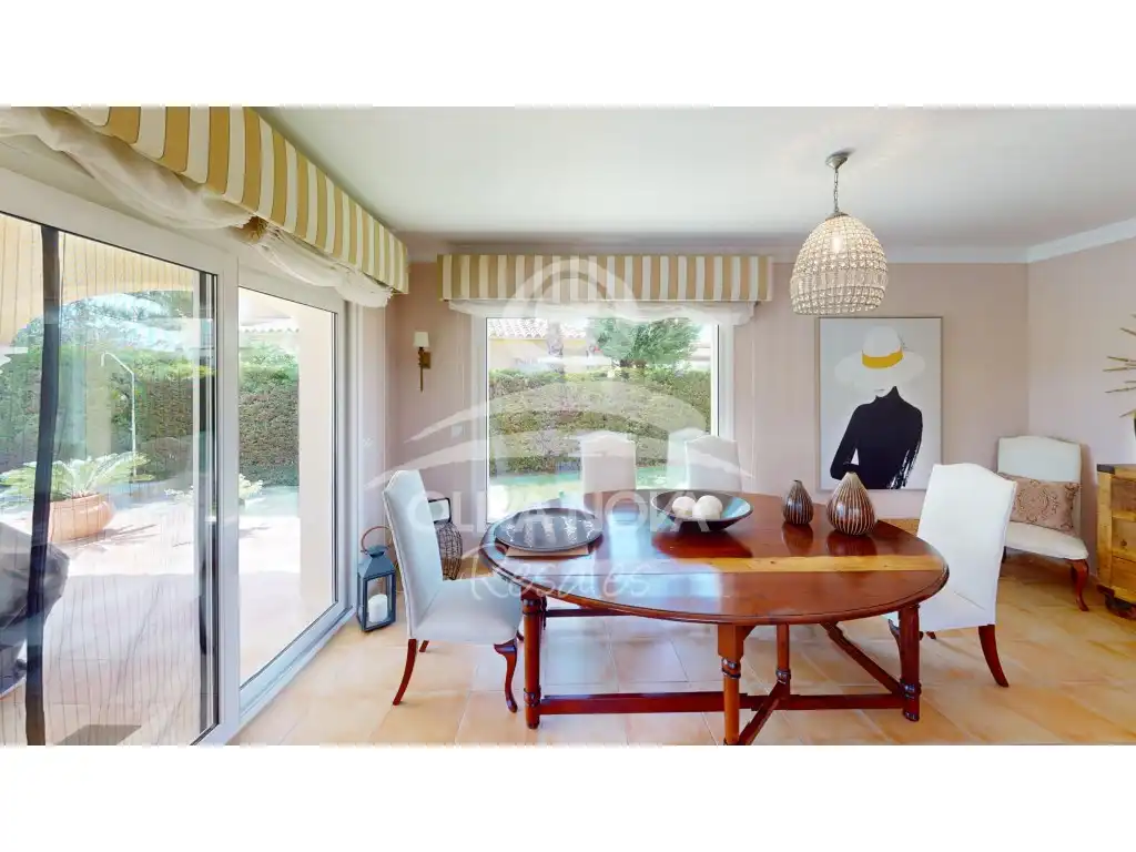 Comedor de Casa o chalet en venta en Oliva con Terraza y Piscina
