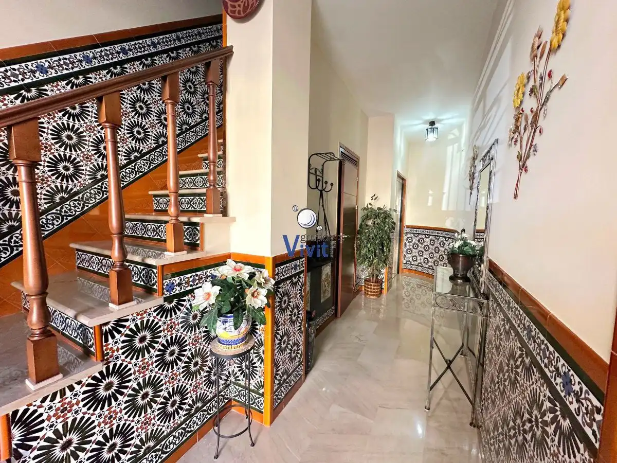 Casa o xalet en venda en Alcalá de Guadaira amb Aire condicionat, Traster i Balcó