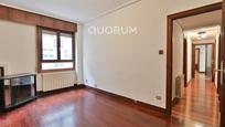 Bedroom of Flat for sale in Bilbao   with Heating