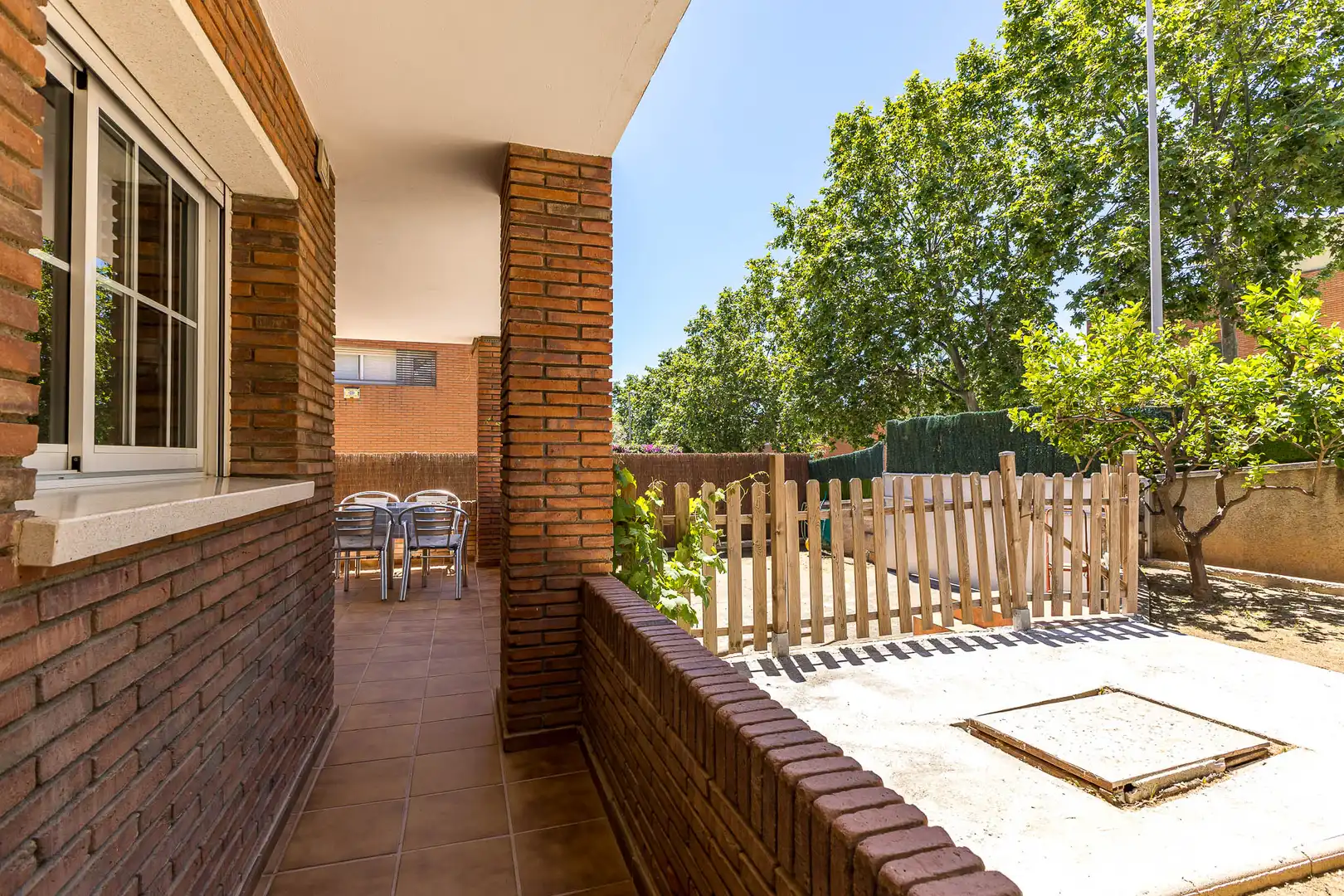Terrassa de Casa o xalet en venda en Viladecans amb Calefacció, Jardí privat i Terrassa