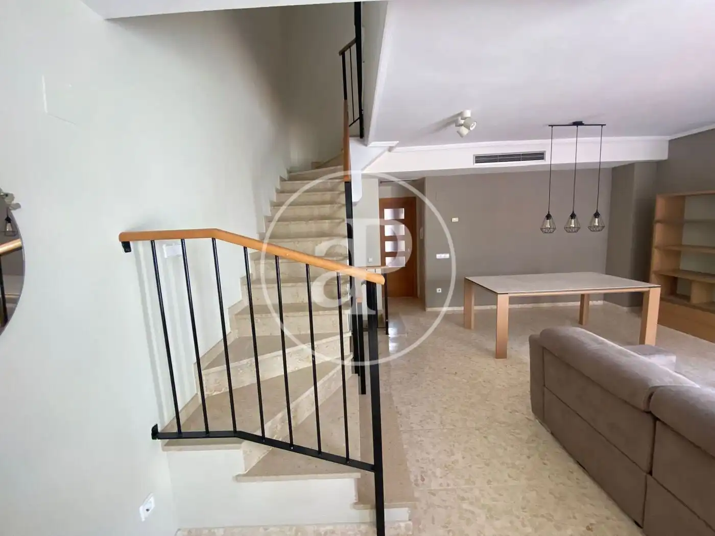 Casa adosada en venta en Moncada con Aire acondicionado, Calefacción y Terraza