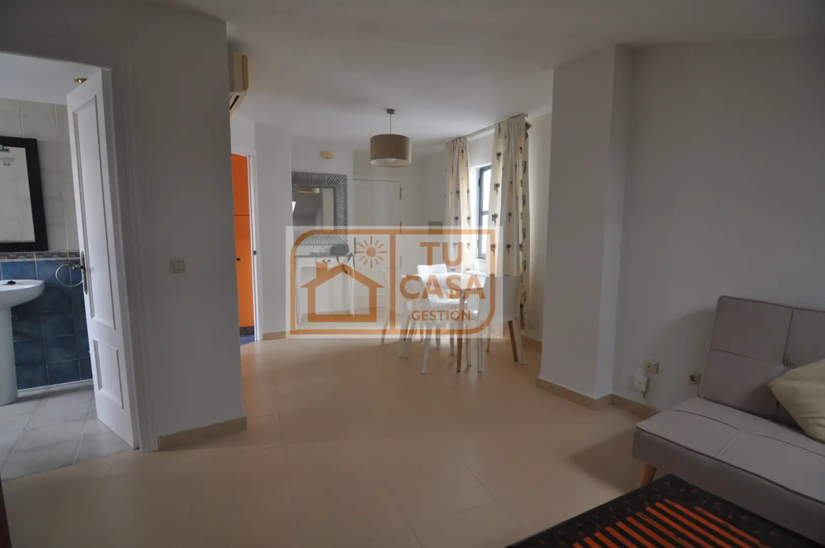 Wohnung zur Miete in Cáceres mit Klimaanlage, Heizung und Möbliert