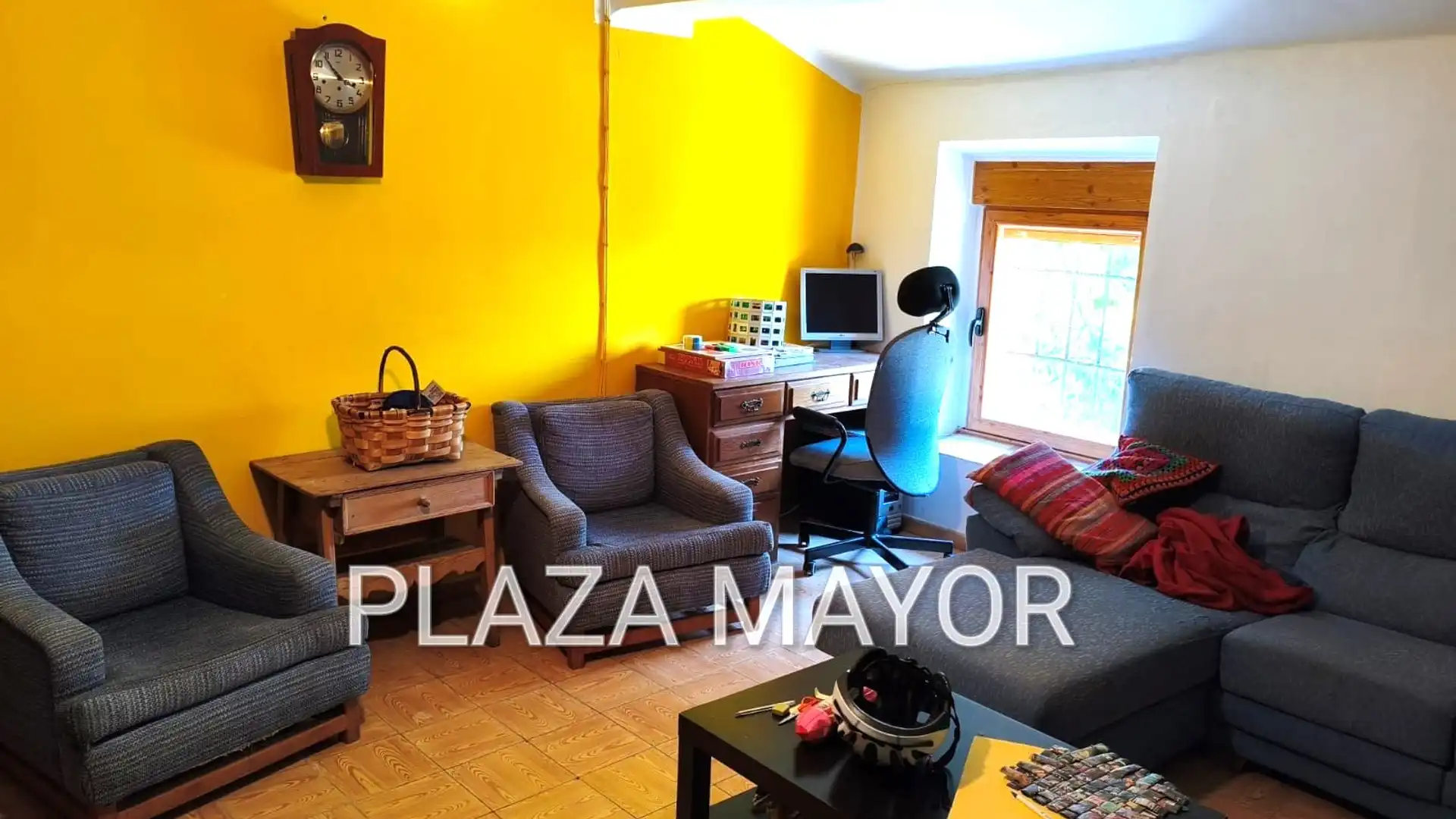 Sala de estar de Casa o chalet en venta en Canillas de Abajo con Calefacción, Jardín privado y Amueblado