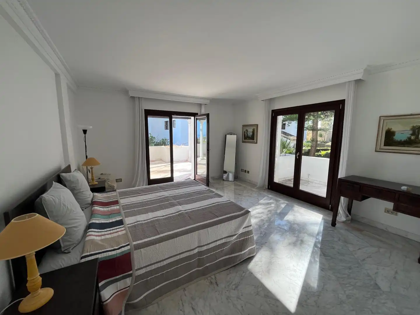 Bedroom of Apartments for rent in Milla de Oro