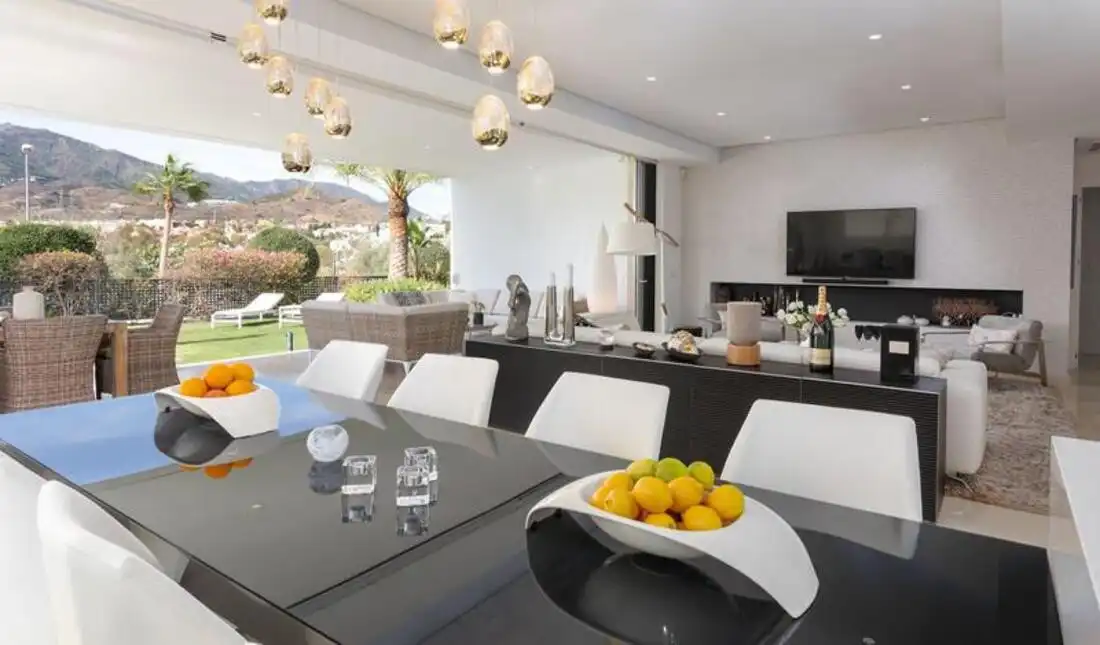 Casa con piscina en venta en Río Real - Los Monteros, imagen 6