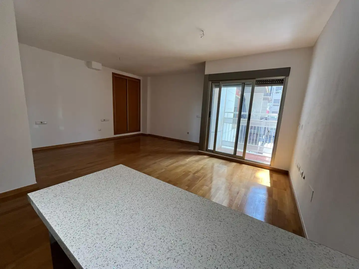 Sala de estar de Estudio en venta en  Murcia Capital con Aire acondicionado, Calefacción y Parquet