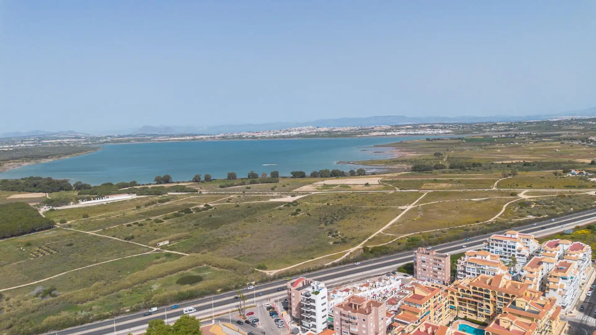 Planta baixa en venda en Torrevieja amb Aire condicionat, Traster i Piscina