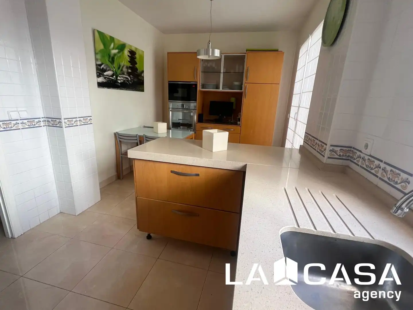 Cocina de Casa adosada de alquiler en Dos Hermanas con Terraza