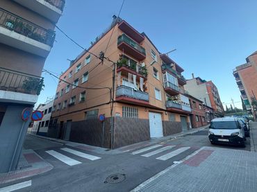 Appartamento con ascensore in vendita a Col.legis Nous