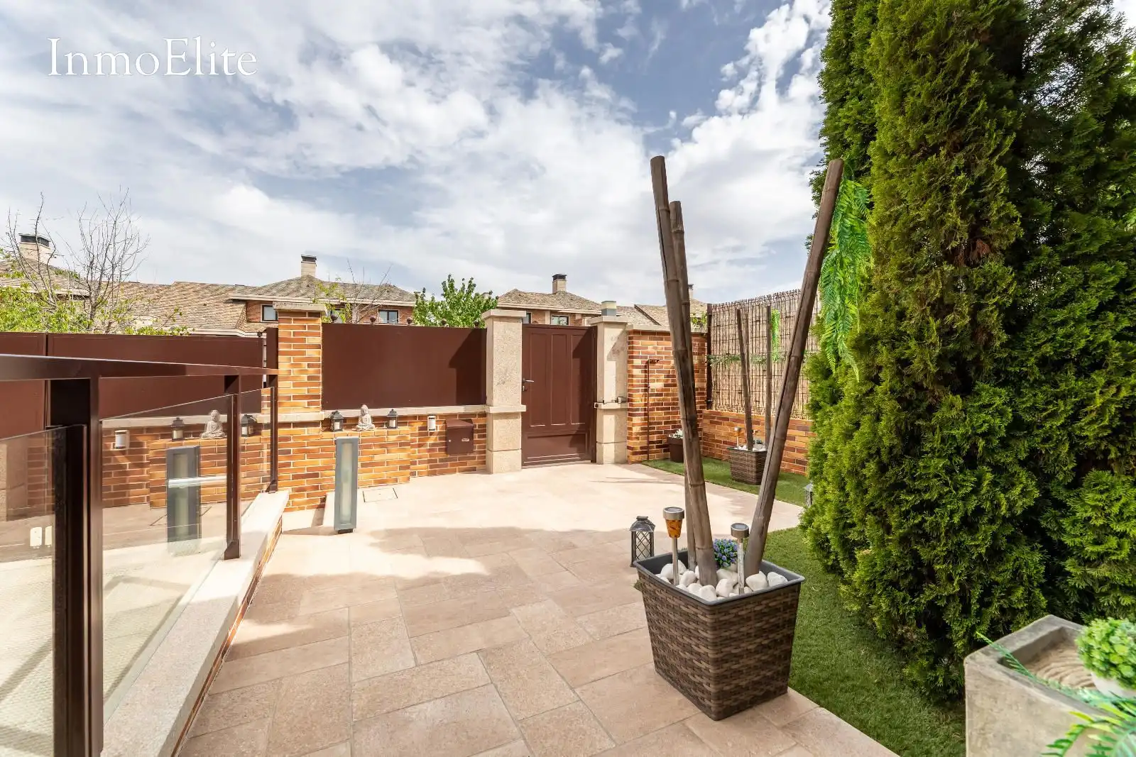 Terrace of Detached homes for sale in Majadahonda  with Air Conditioner, Heating and Private garden