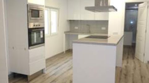 Foto 3 de Piso de alquiler en Calle Cabrales, 61, Barrio del Centro, Gijón