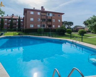Swimming pool of Flat for sale in El Escorial  with Heating, Private garden and Parquet flooring