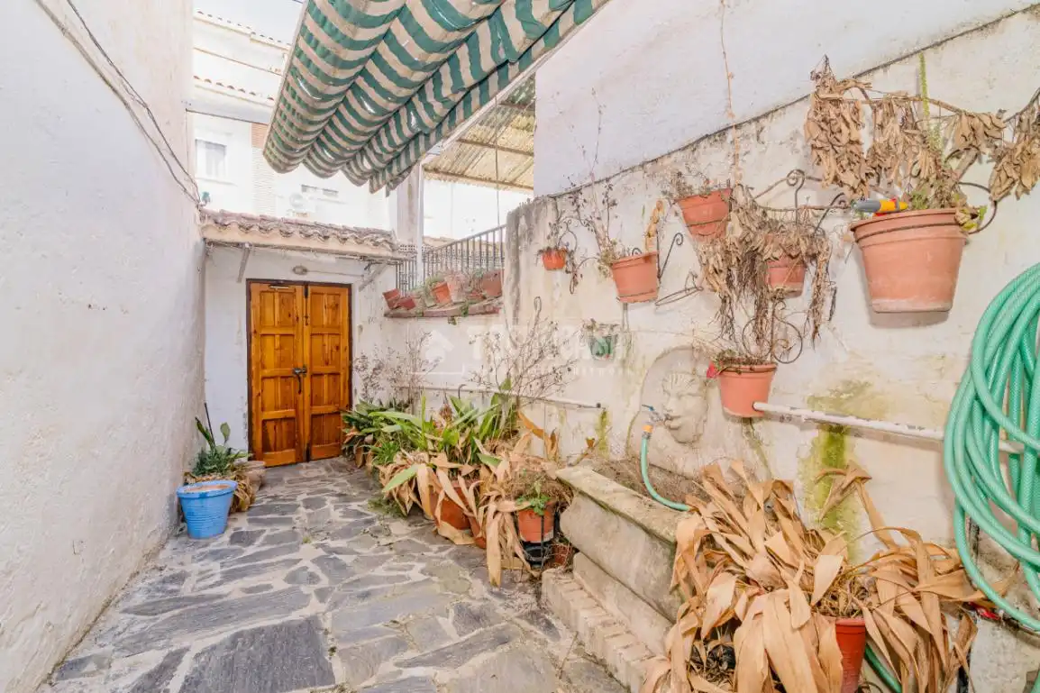 Casa adosada en venta en Alhendín con Terraza
