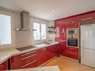 Appartamento con balcone in vendita a Carrer Nord