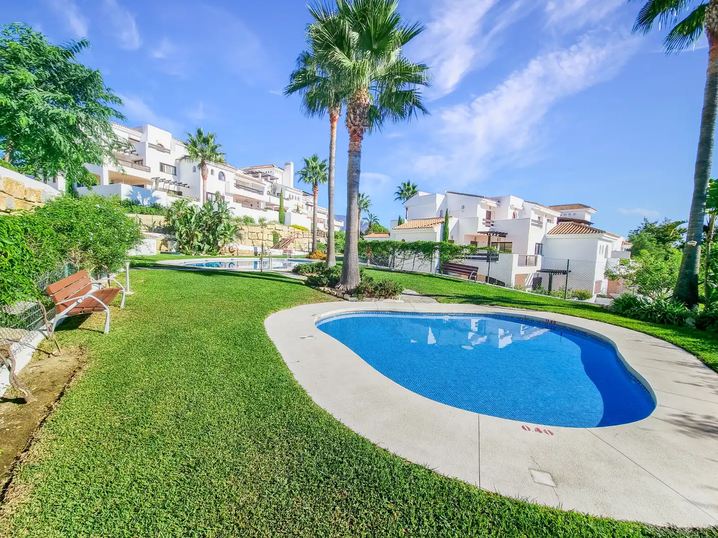 Piscina de Apartament en venda en Casares amb Aire condicionat, Terrassa i Piscina