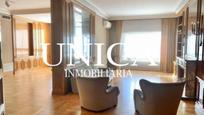 Flat for sale in  Madrid Capital  with Air Conditioner, Heating and Private garden