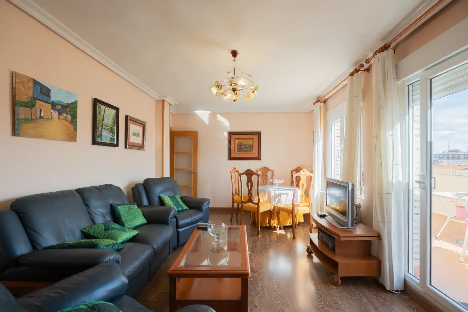 Sala de estar de Ático en venta en Zamora Capital  con Calefacción, Terraza y Balcón