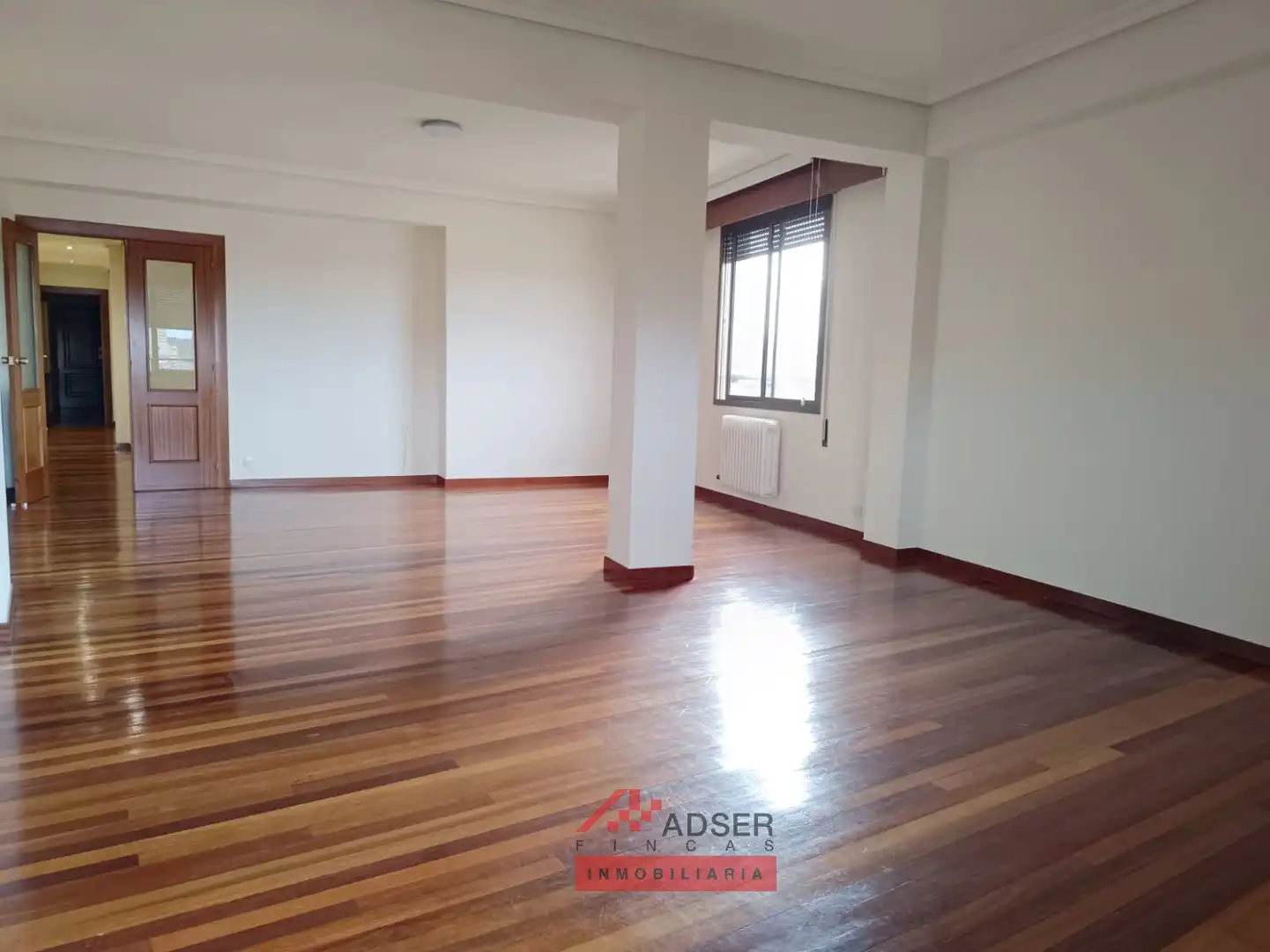 Piso de alquiler en  Logroño con Calefacción, Parquet y Terraza