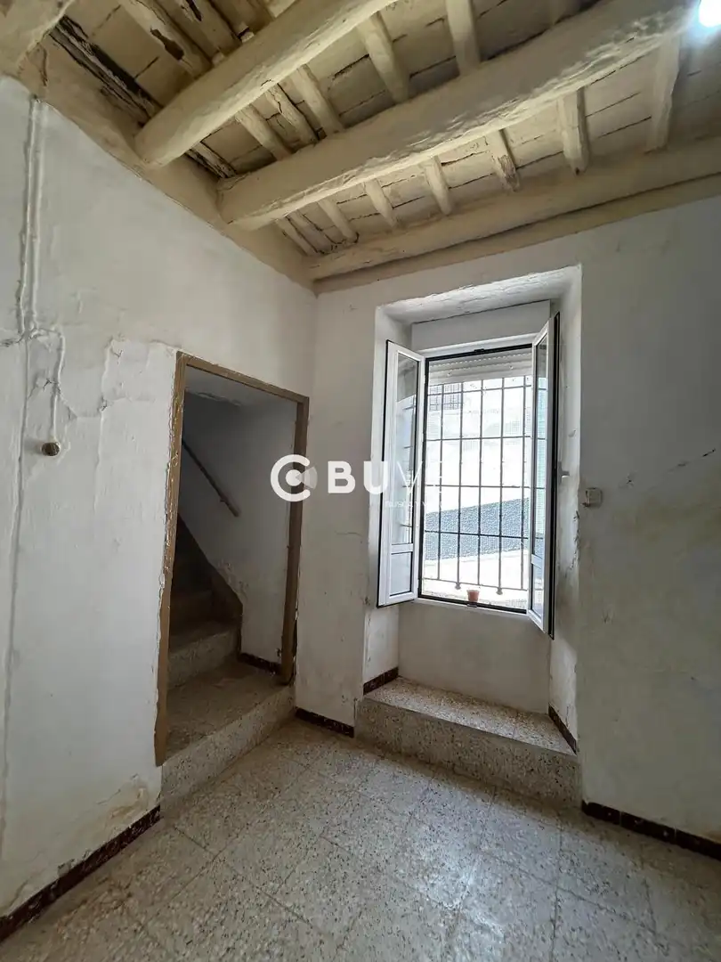Houses for sale in Constantina