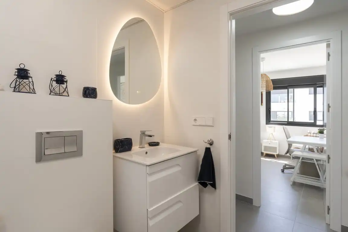 Badezimmer von Wohnungen zur Miete in Jávea / Xàbia mit Klimaanlage, Privatgarten und Gemeinschaftspool