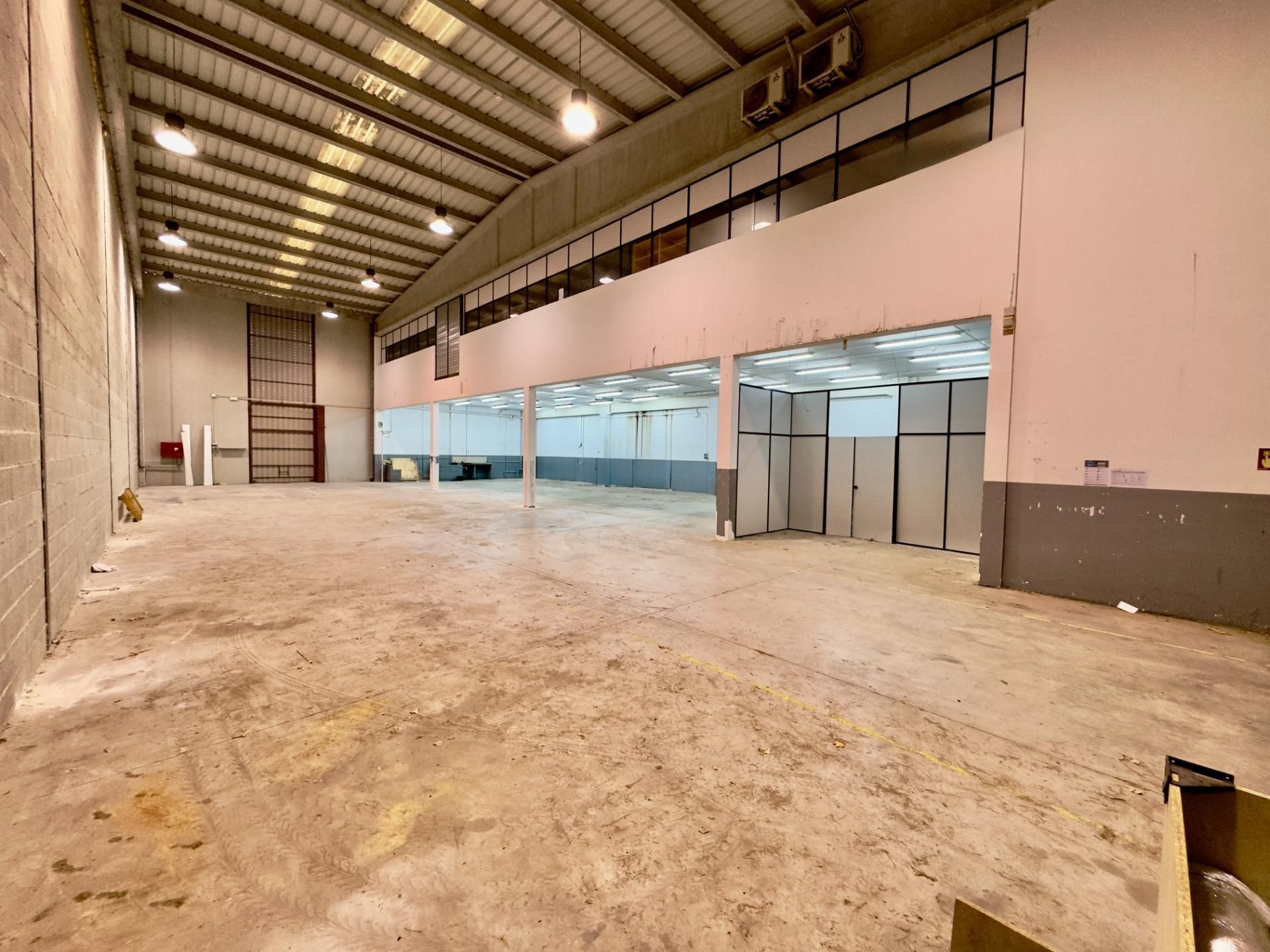 Nau industrial de lloguer en Igualada