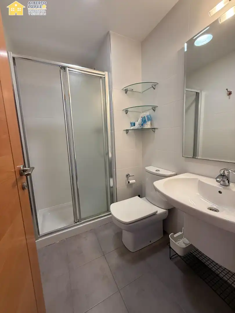 Apartment with pool to rent in Los Arenales del Sol, imagen 16
