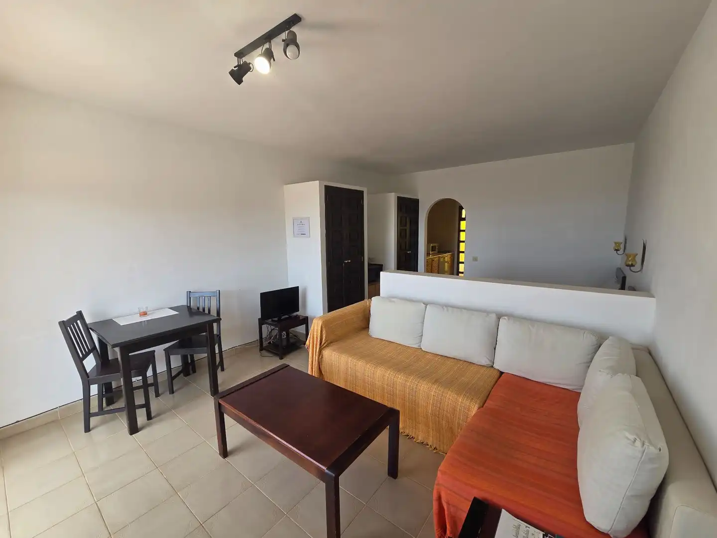 Sala de estar de Apartamento en venta en Tuineje con Terraza, Amueblado y Piscina comunitaria