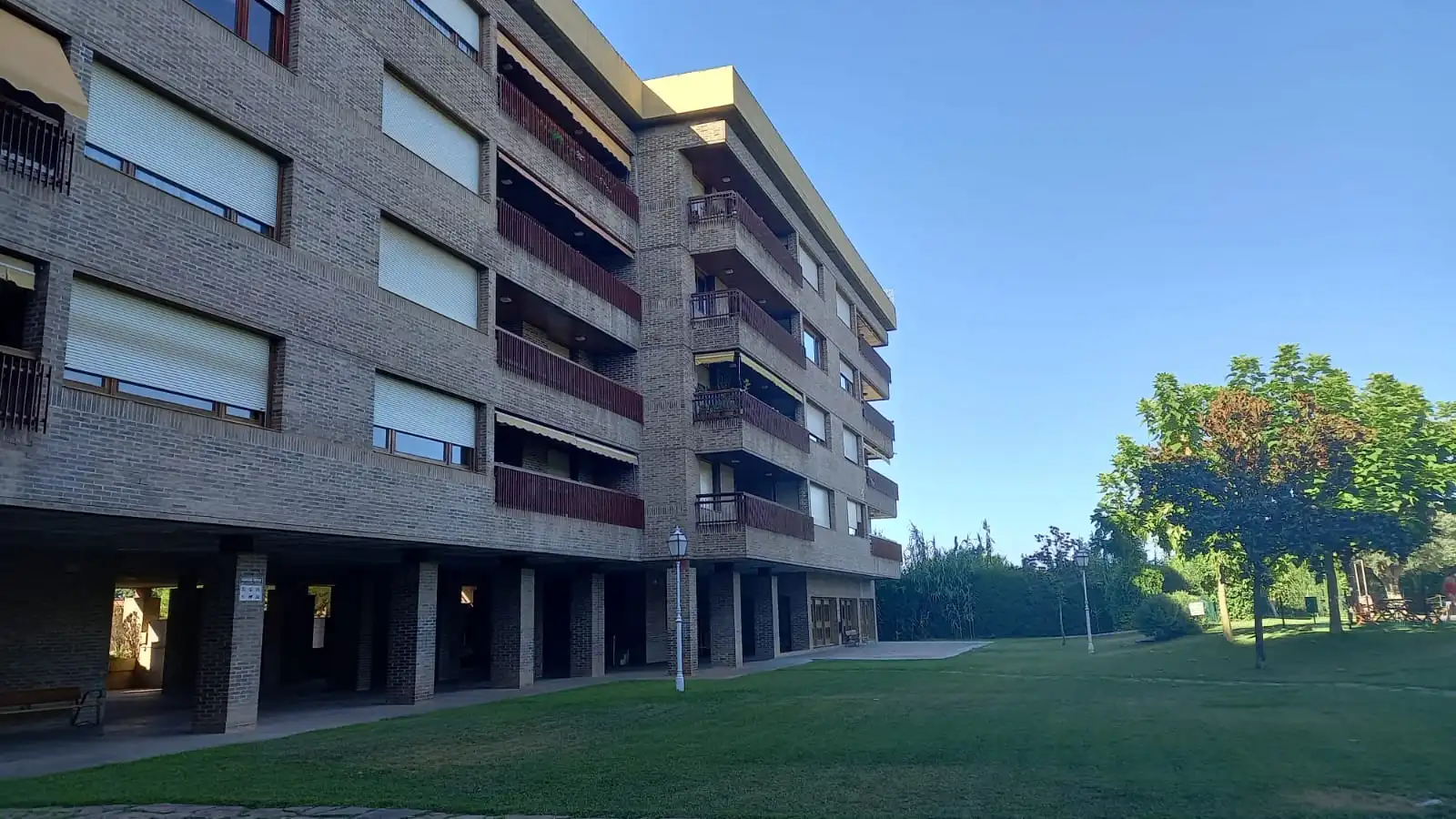 Vista exterior de Piso de alquiler en Zaragoza con Aire acondicionado, Calefacción y Parquet