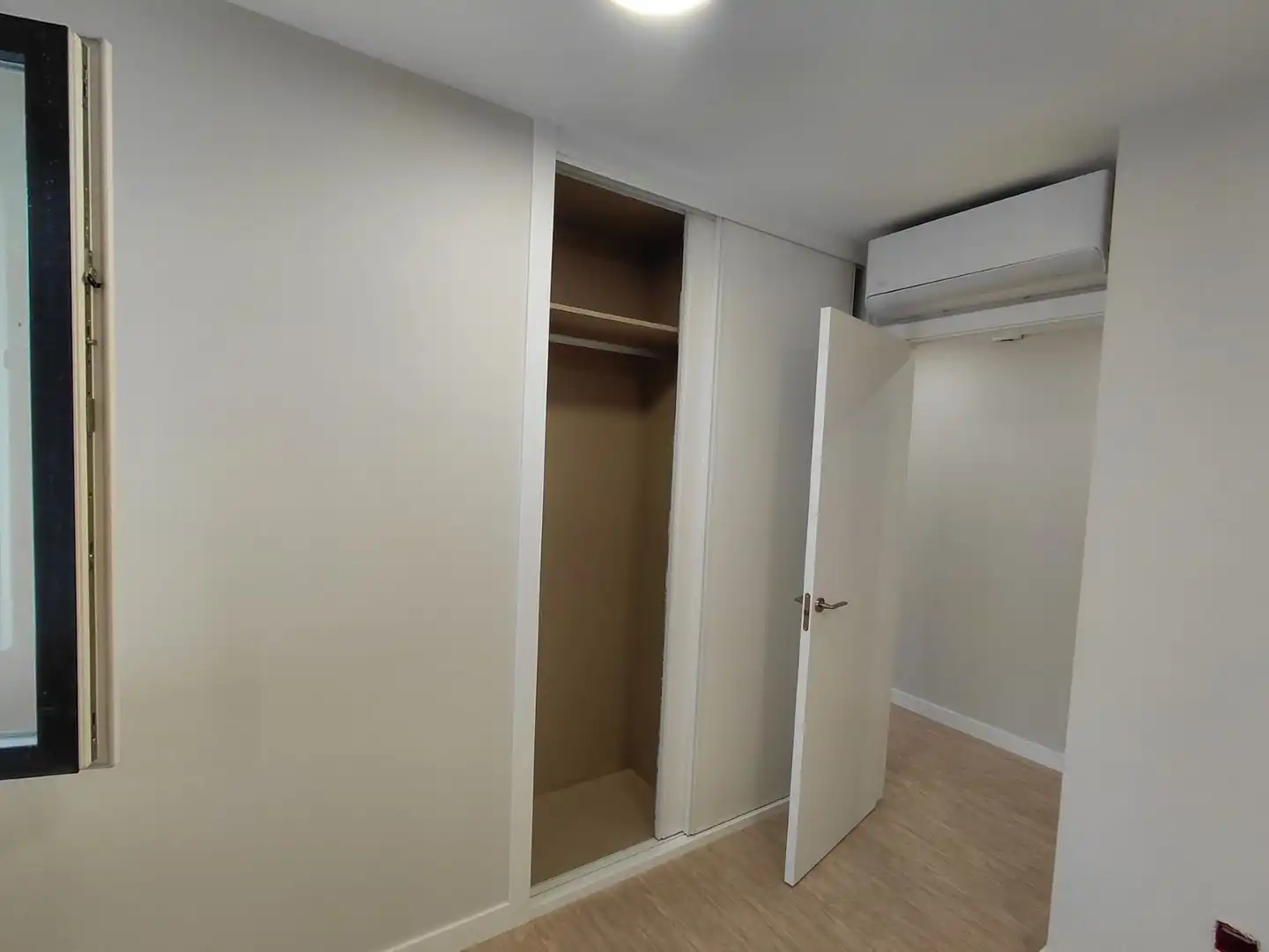 Dormitori de Àtic en venda en Ribeira amb Aire condicionat, Parquet i Terrassa