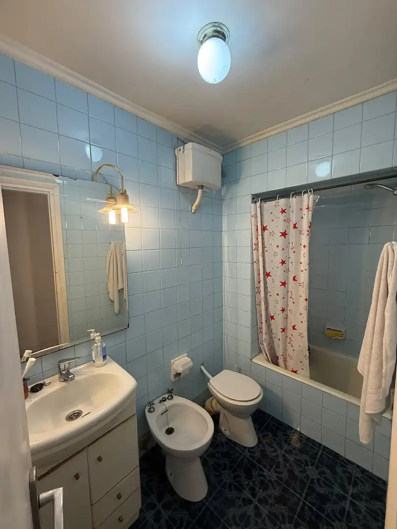 Bathroom of Flat for sale in Ibaiondo