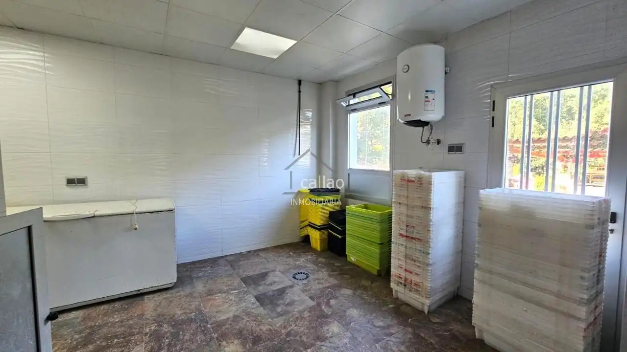Business premises for sale in A Malata - Catabois - Ciudad Jardín, imagen 20
