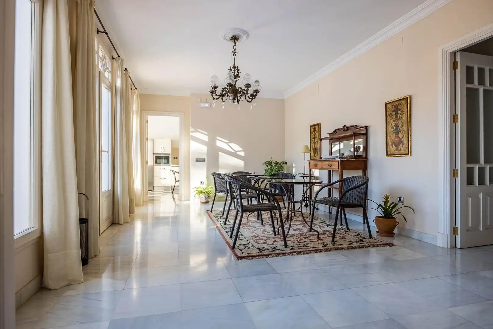 Comedor de Casa o chalet de alquiler en Aracena con Aire acondicionado, Jardín privado y Terraza