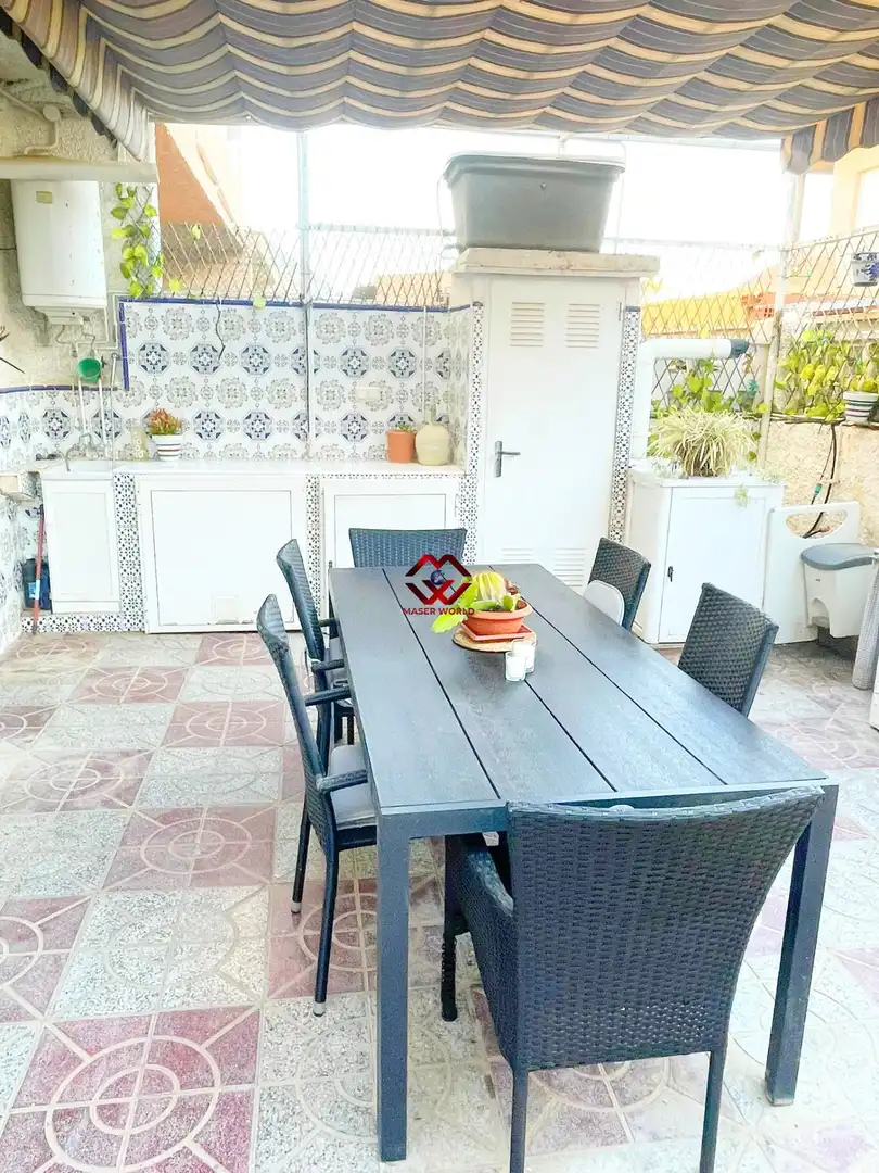 Chalet con jardín en venta en Calle islas azores, imagen 7