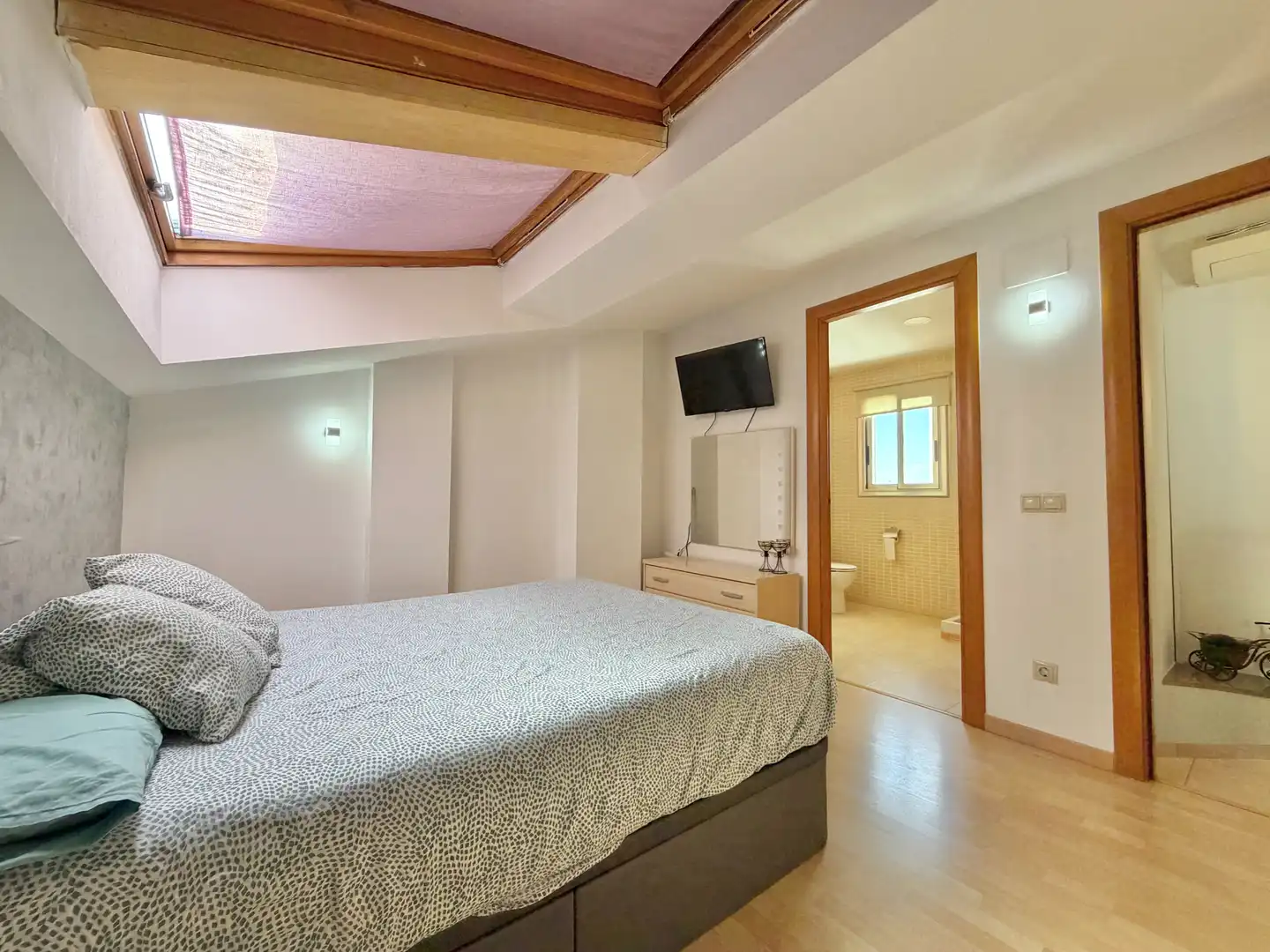 Bedroom of Duplexes for sale in Vilafranca del Penedès  with Air Conditioner, Heating and Terrace