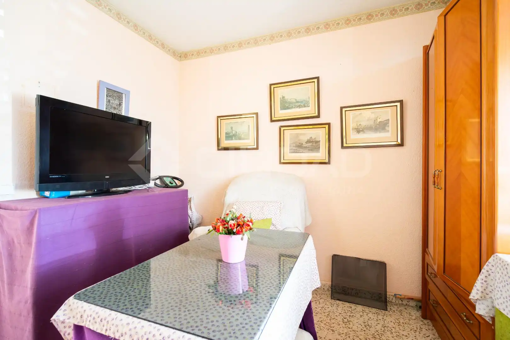 Living room of Flat for sale in Sevilla  with Balcony