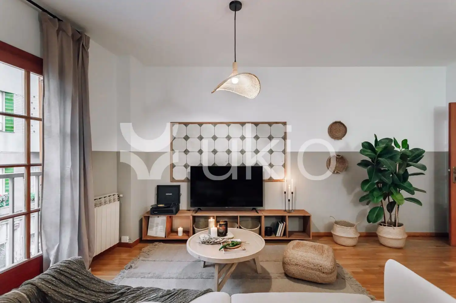 Living room of Apartments for rent in Barcelona  with Storage room, Furnished and Washing machine